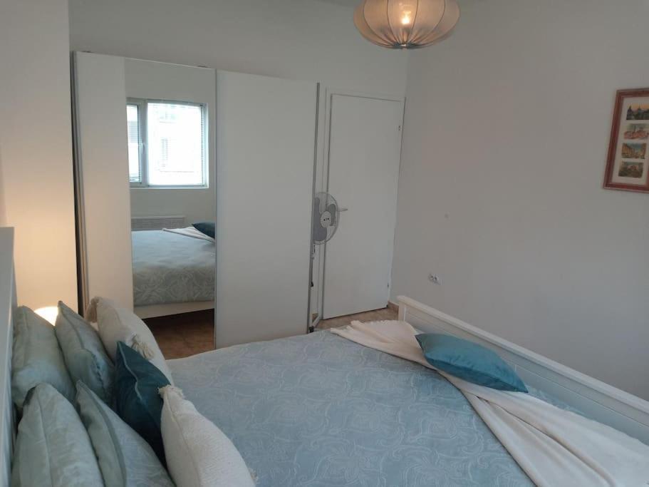 Cathedral Location Appartement *